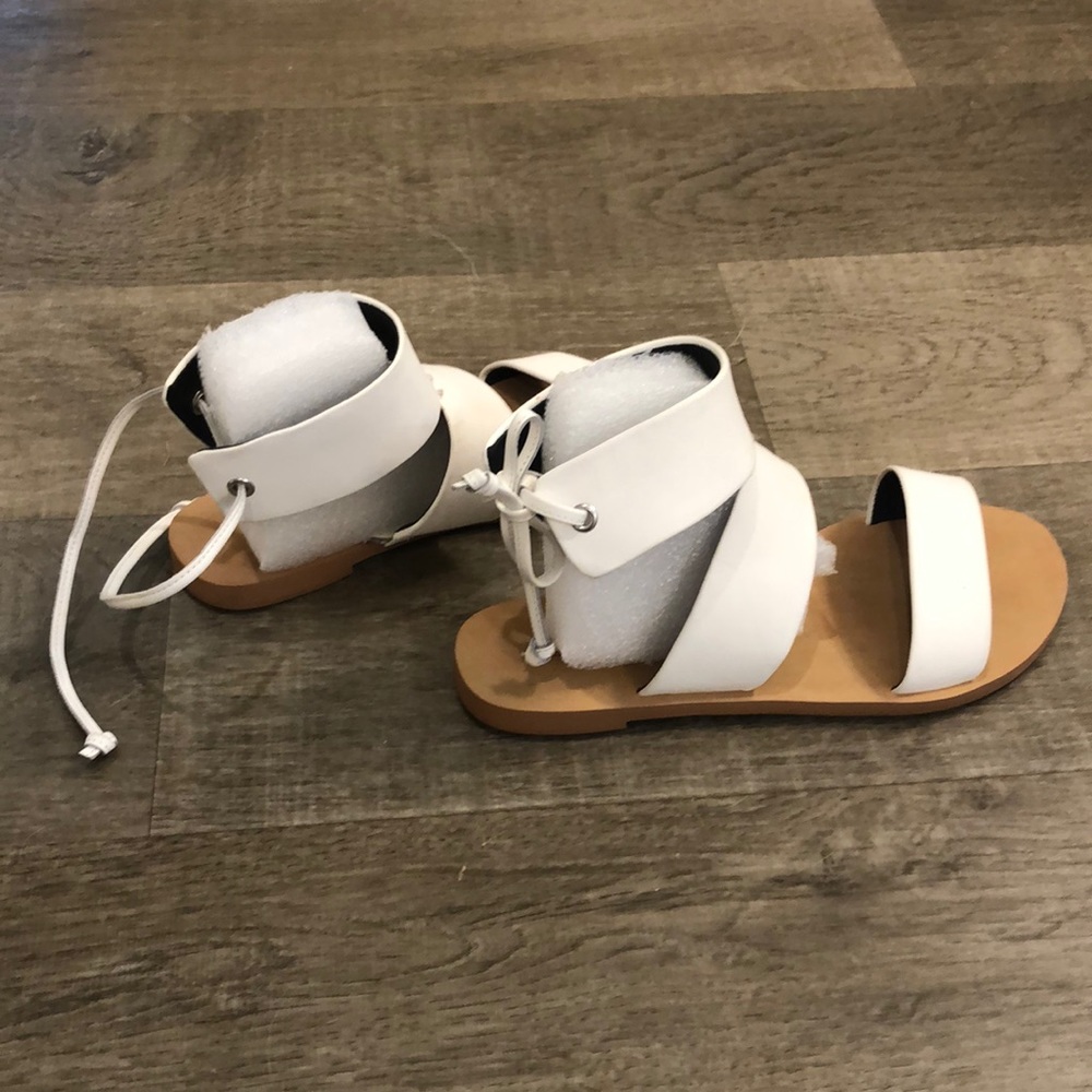 Rebecca Minkoff White sandals size 5.5